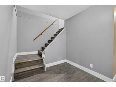 25 MILBURN CR photo 49