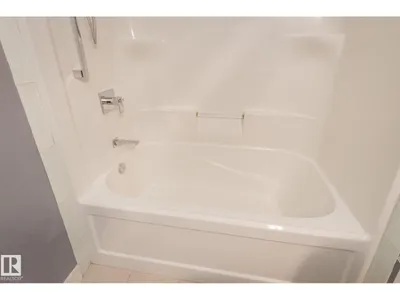 #102 10606 84 AV NW photo 17