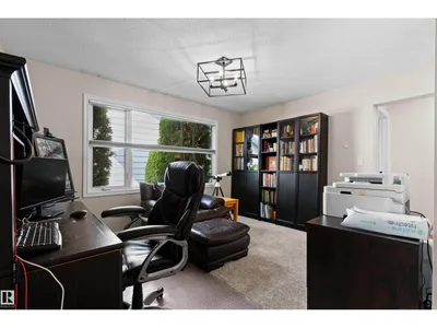 11118 23A AV NW photo 26