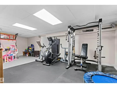 11118 23A AV NW photo 47