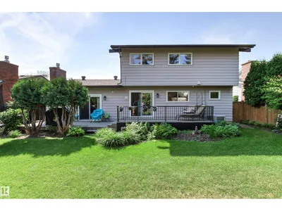 11118 23A AV NW photo 59