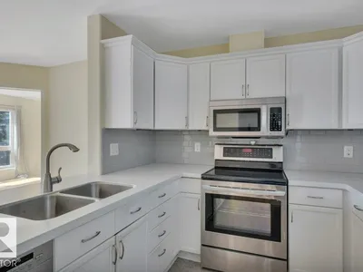 #305 7839 96 ST NW photo 5