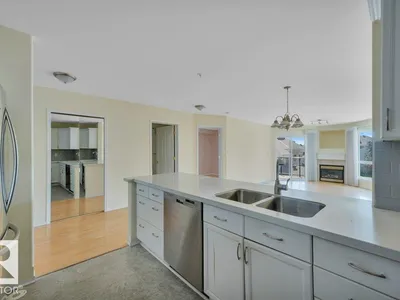 #305 7839 96 ST NW photo 6