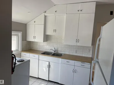11161 96 ST NW photo 13