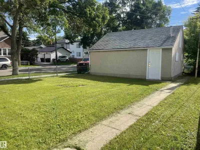 11161 96 ST NW photo 39