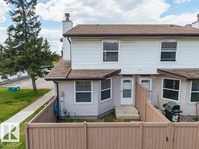 10473 24 AV NW photo 33
