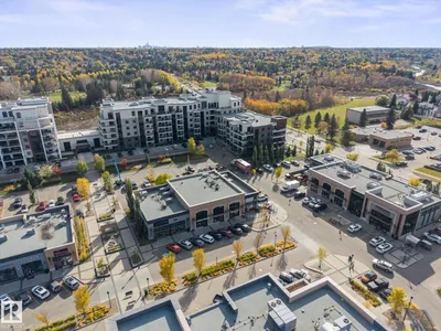 #416 200 BELLEROSE DR photo 35