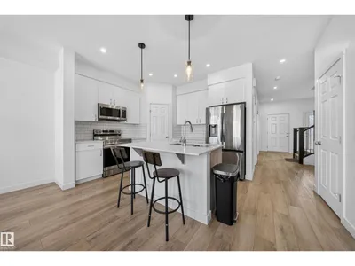 1684 12 ST NW photo 23