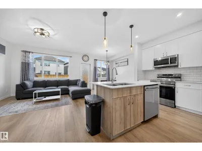 1684 12 ST NW photo 11