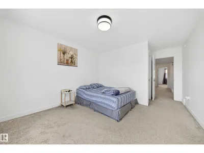 1684 12 ST NW photo 36