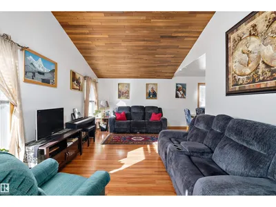 5310 18A AV NW photo 15