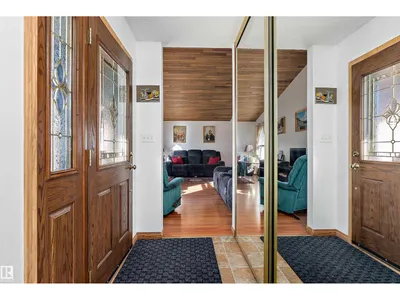 5310 18A AV NW photo 14