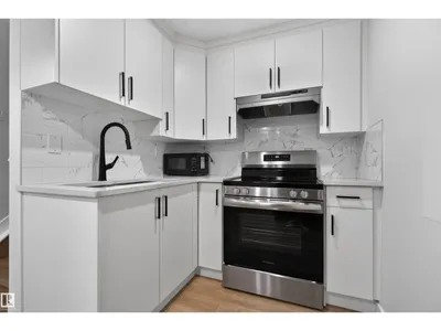 1304 BARNES CL SW photo 29