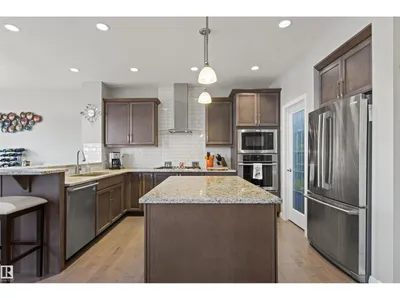6124 175 AV NW photo 13