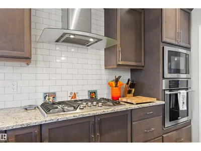 6124 175 AV NW photo 15
