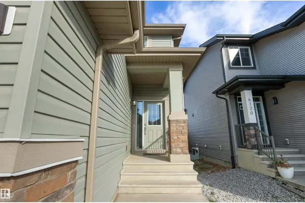 6124 175 AV NW photo 2