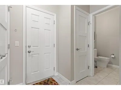 6124 175 AV NW photo 24