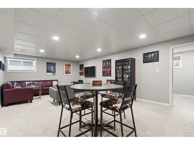 6124 175 AV NW photo 53