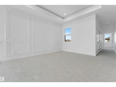 4707 17 AV SW SW photo 30