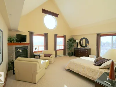 #1402 9707 105 ST NW photo 21