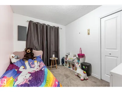 8721 99 AV photo 22