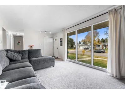 8721 99 AV photo 9