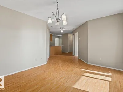#308 9760 176 ST NW photo 15