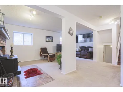 52 WESTLAKE DR photo 36