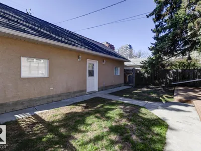 10949 88 AV NW photo 51