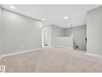 8307 Kiriak LO SW photo 21