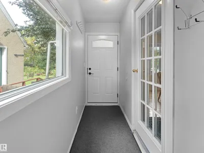 10968 75 AV NW photo 13