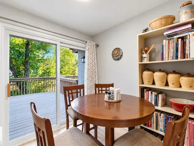 14812 43 AV NW photo 11