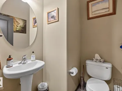 3627 12 ST NW photo 17
