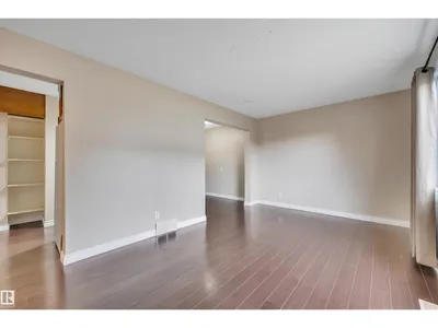 #8 14130 80 ST NW photo 6