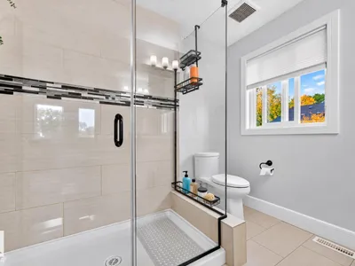 9320 71 AV NW NW photo 29