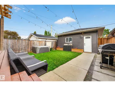 9320 71 AV NW NW photo 54