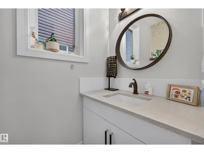 9320 71 AV NW NW photo 23