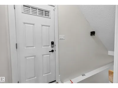 9320 71 AV NW NW photo 39
