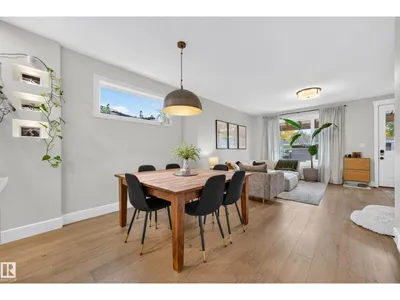 9320 71 AV NW NW photo 13