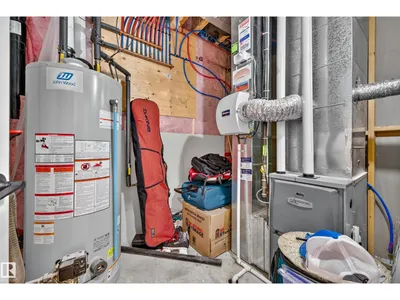 9320 71 AV NW NW photo 60
