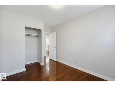 16415 87 AV NW photo 15