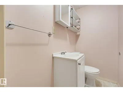 16415 87 AV NW photo 23