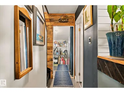 9611 73 AV NW photo 29