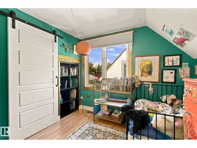 9611 73 AV NW photo 40