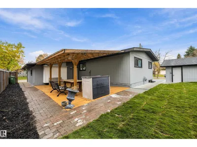 11 AUSTIN CR photo 58