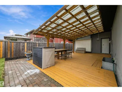 11 AUSTIN CR photo 59