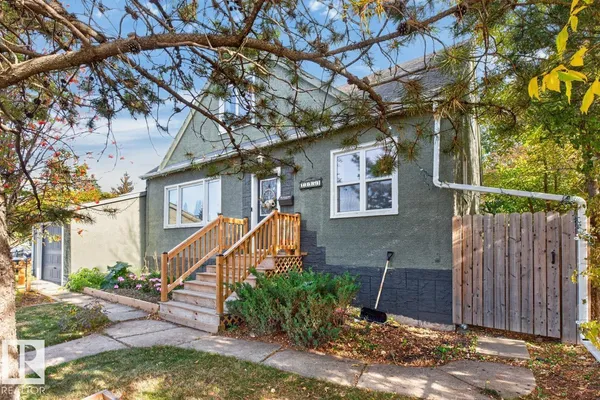 11953 ST ALBERT TR NW photo 3