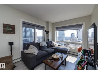 #2402 10410 102 AV NW photo 14