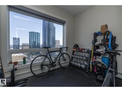 #2402 10410 102 AV NW photo 19