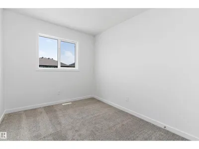 18119 74 ST NW photo 22